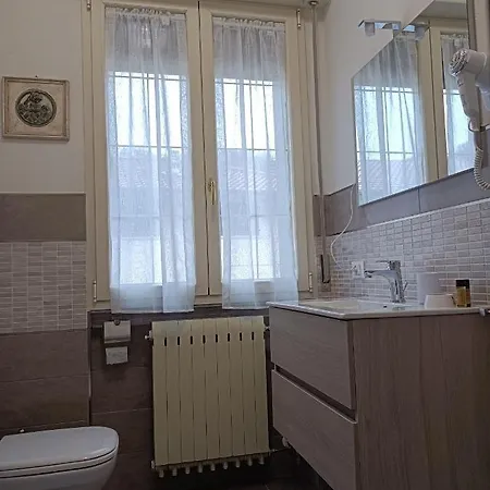 Alojamento de Acomodação e Pequeno-almoço Riflessi D'arte 3*